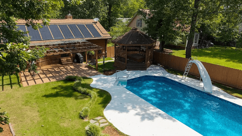 Rome House: 127 Leafmore Road Southwest