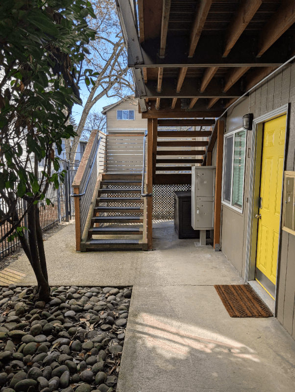 Eugene Apartment: 1370 High Street