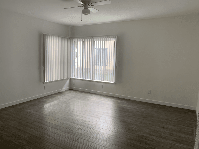Van Nuys Apartment: 14711-14717 Erwin ST