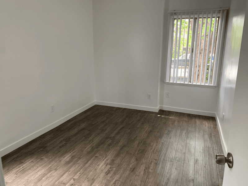Van Nuys Apartment: 14711-14717 Erwin ST