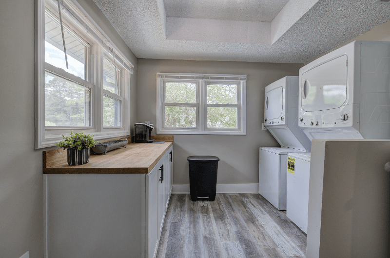 Adairsville Single Room: 227 St Elmo Cir