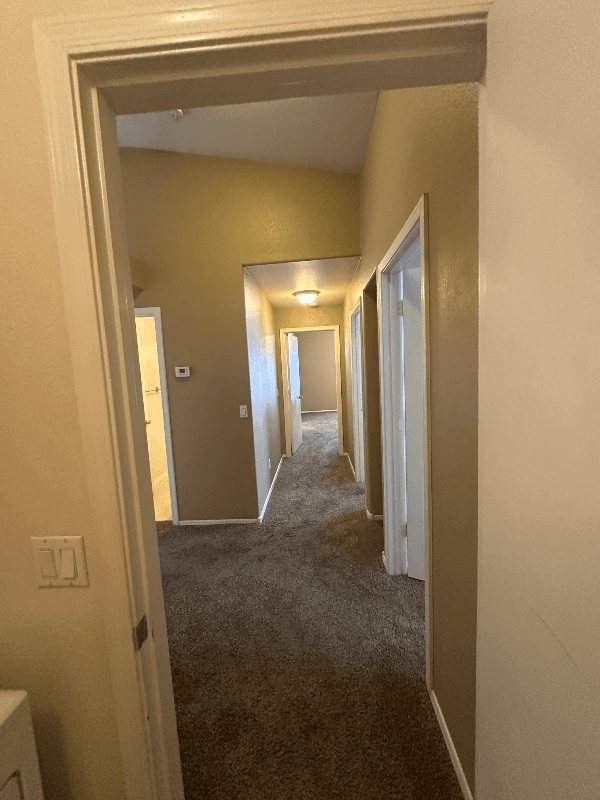Chandler House: 963 E Monterey Street