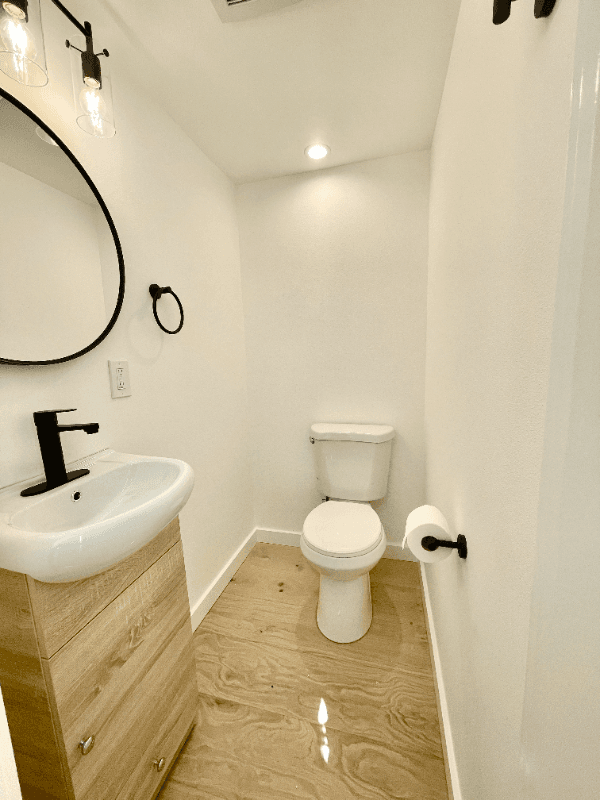 Seattle Townhome: 6032 42nd Ave SW