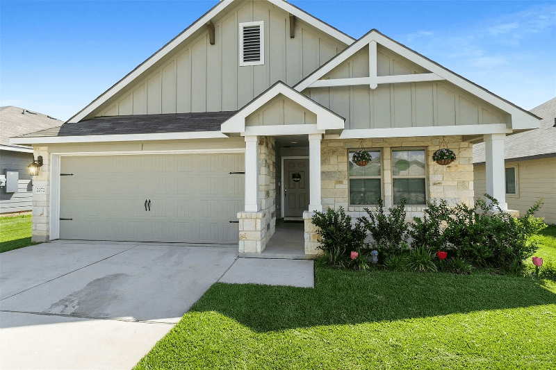 Bryan House: 2072 Chief