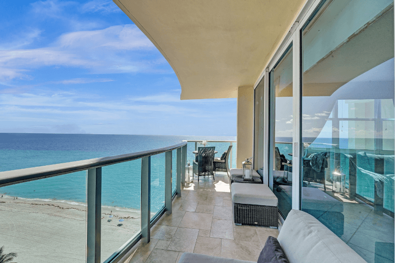 HOLLYWOOD Condo: 2501 S OCEAN DR
