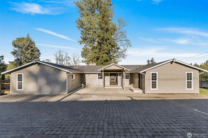 Bothell Single Room: 23720 Locust Way