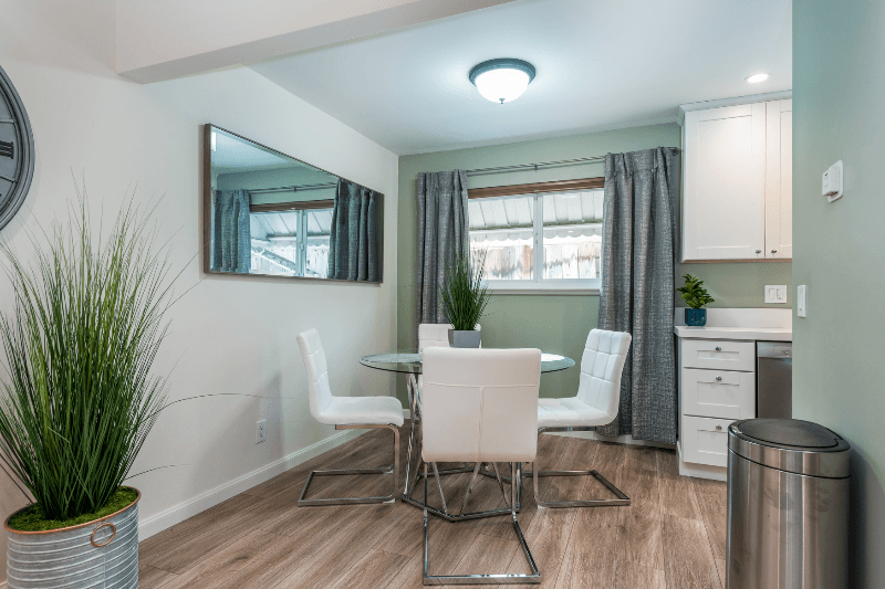 Redwood City Apartment: 225 Vera Ave. #3