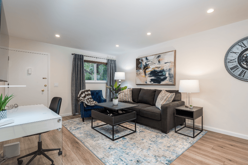 Redwood City Apartment: 225 Vera Ave. #3