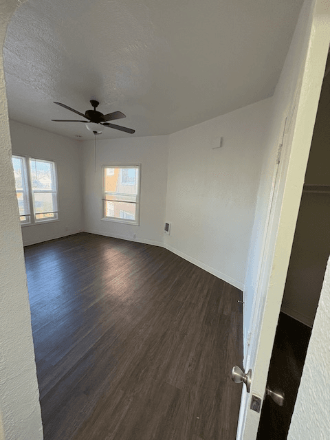 Oakland Apartment: 1900 26th Ave.