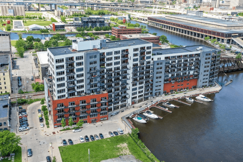Milwaukee Condo: 106 W Seeboth St