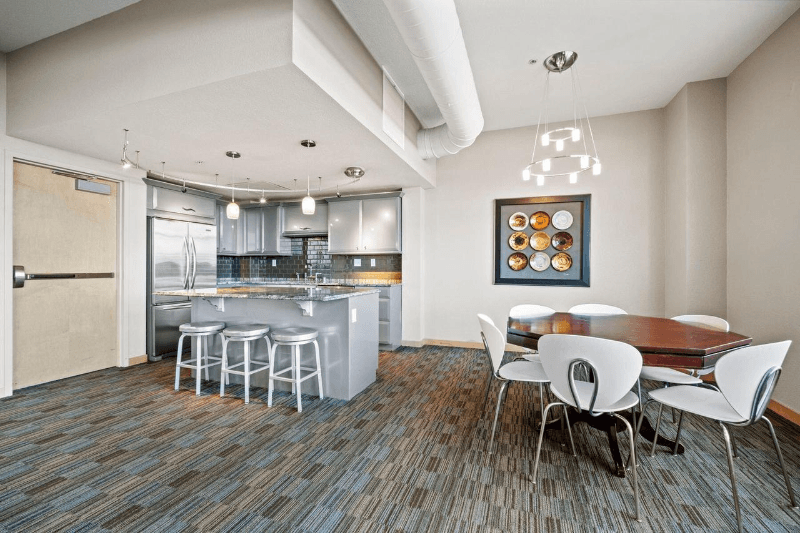 Milwaukee Condo: 106 W Seeboth St