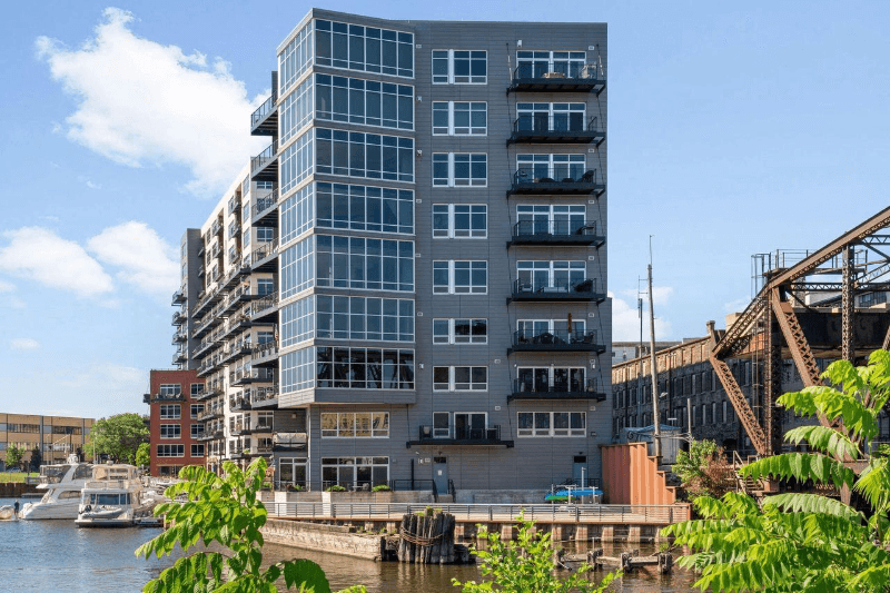 Milwaukee Condo: 106 W Seeboth St