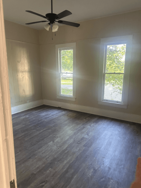 MART House: 802 E LIMESTONE AVE