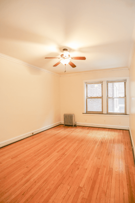 Chicago Apartment: 7667 Sheridan