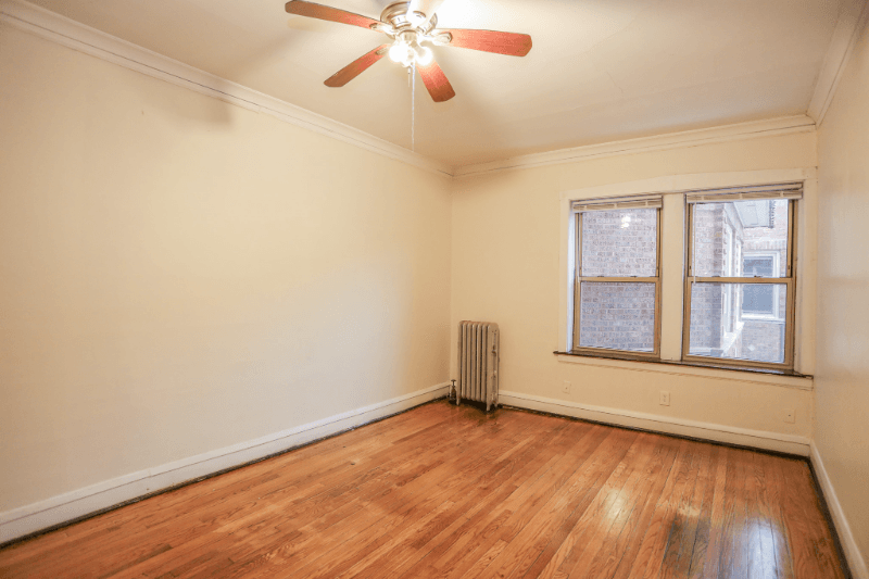 Chicago Apartment: 7667 Sheridan
