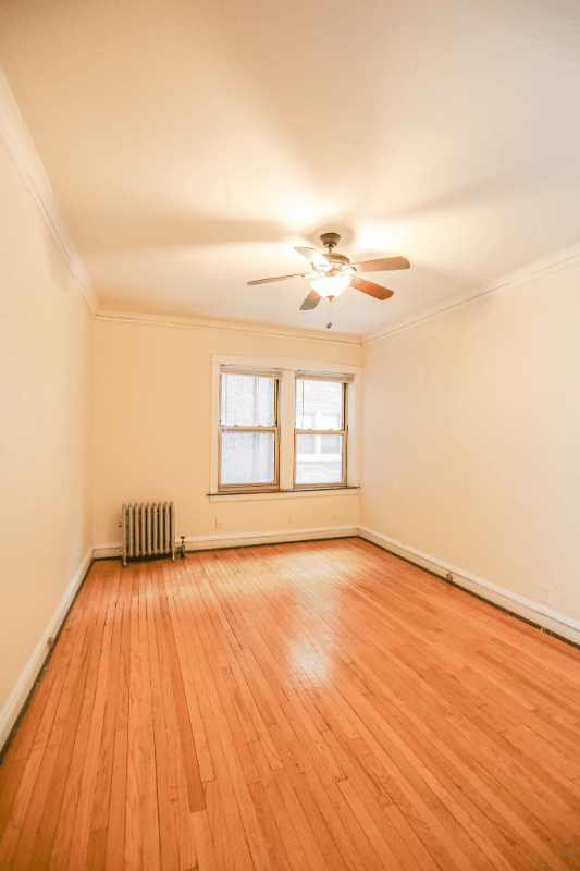 Chicago Apartment: 7667 Sheridan