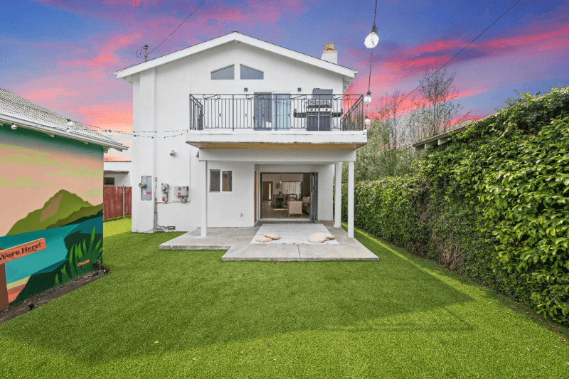 Los Angeles House: 4258 Beethoven St.