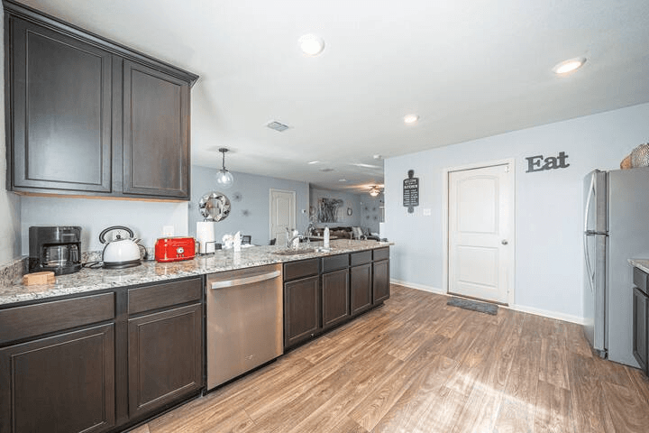San Antonio House: 11922 Lake Parker