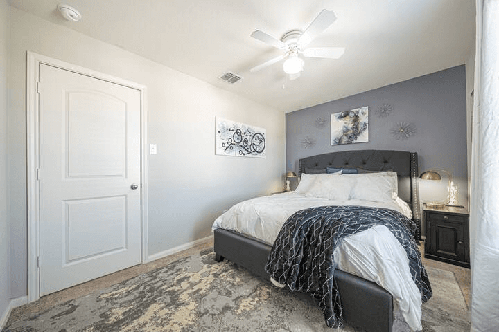 San Antonio House: 11922 Lake Parker