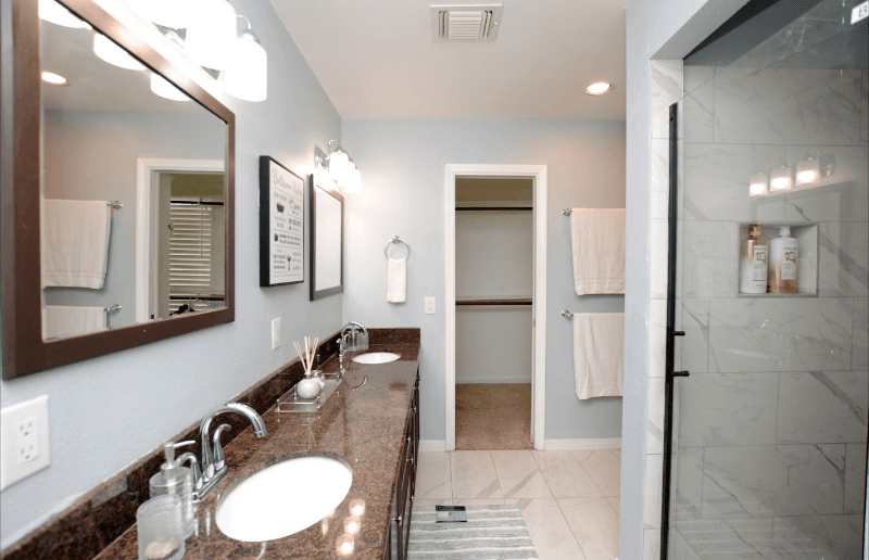 Katy House: 719 Park Knoll Ln,