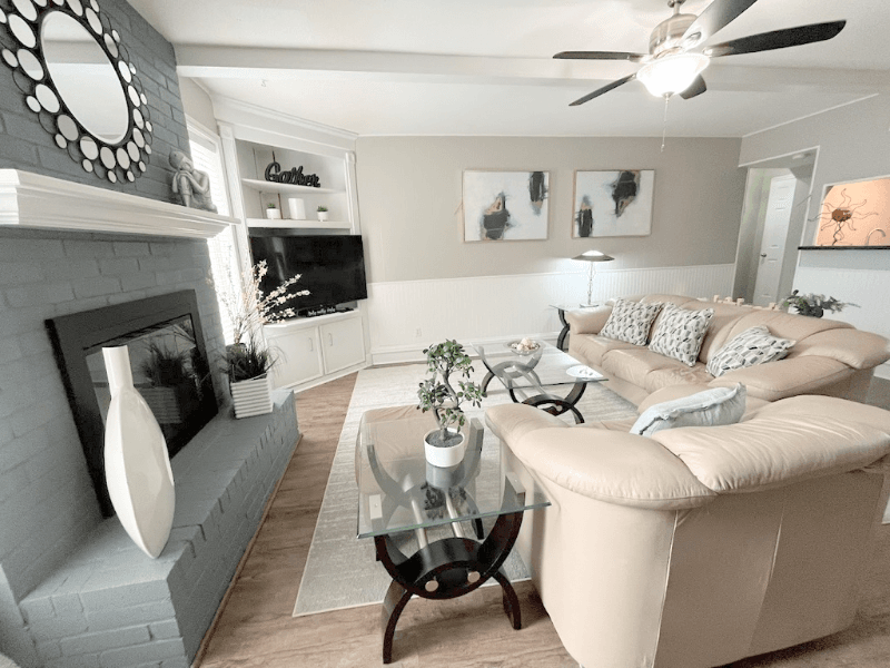 Katy House: 719 Park Knoll Ln,