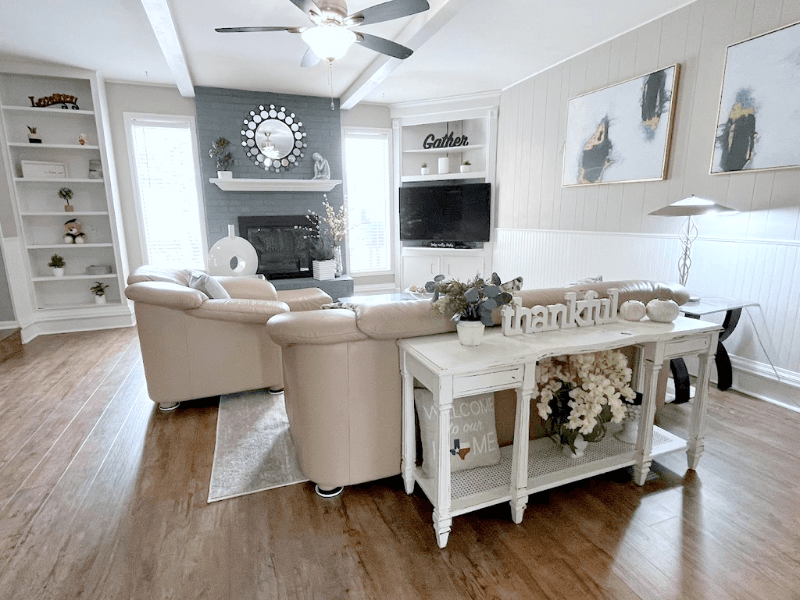 Katy House: 719 Park Knoll Ln,