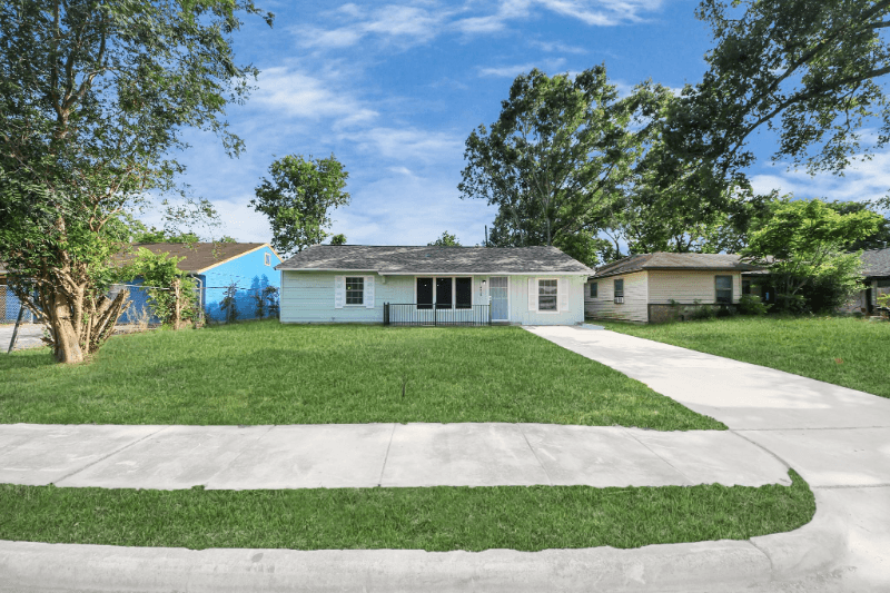 Houston House: 4918 perry St
