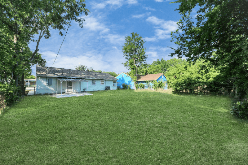 Houston House: 4918 perry St