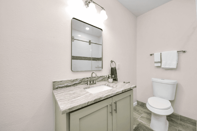 Houston House: 4918 perry St