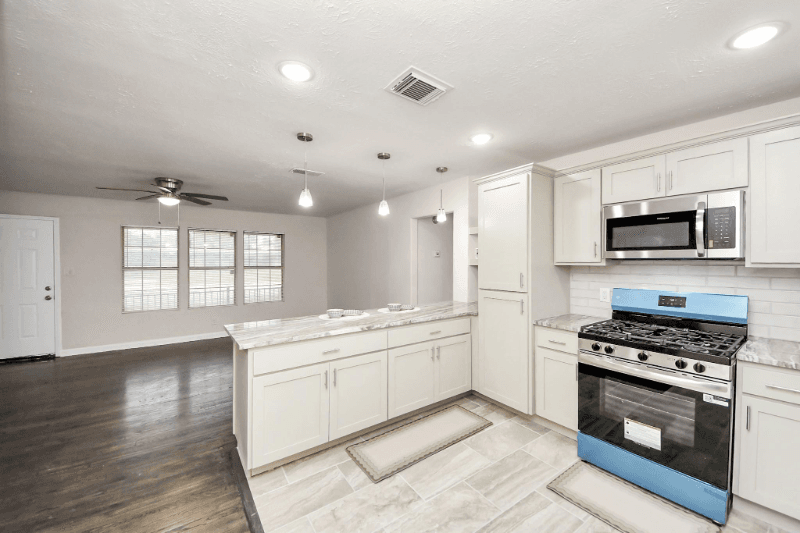 Houston House: 4918 perry St