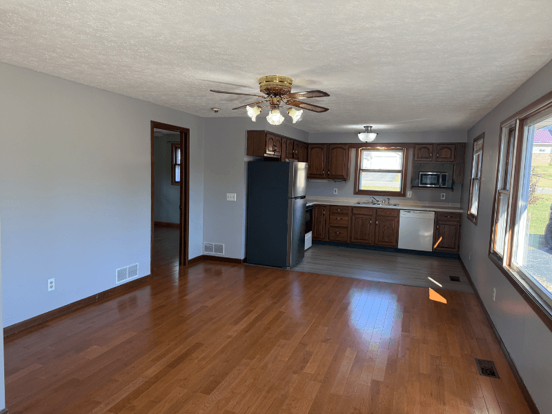 Massillon Multiplex: 2315 1/2 Manchester ave sw