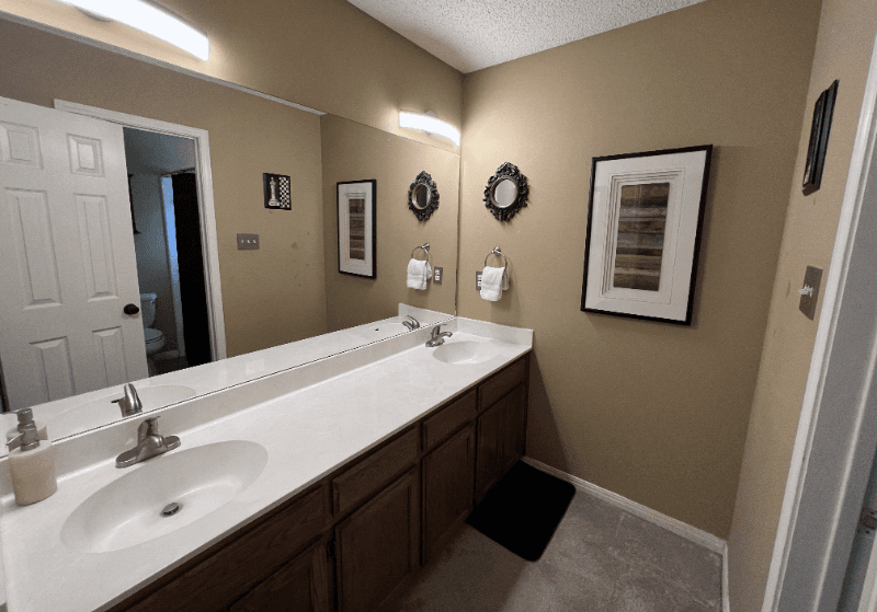 Austin House: 11304 Nutwood Cove