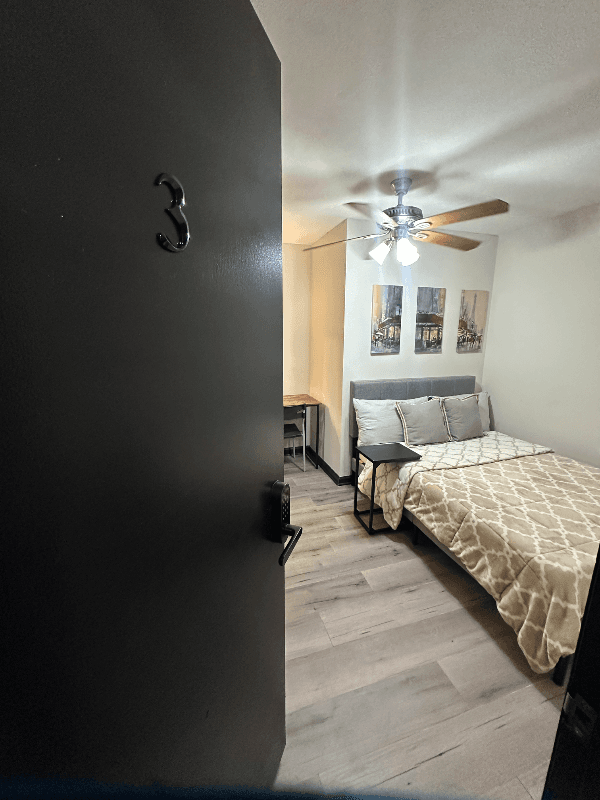 Orlando Single Room: 8328 Cristobal Circle