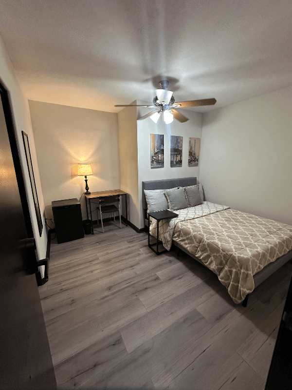 Orlando Single Room: 8328 Cristobal Circle