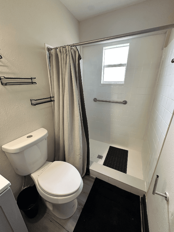 Orlando Single Room: 8328 Cristobal Circle
