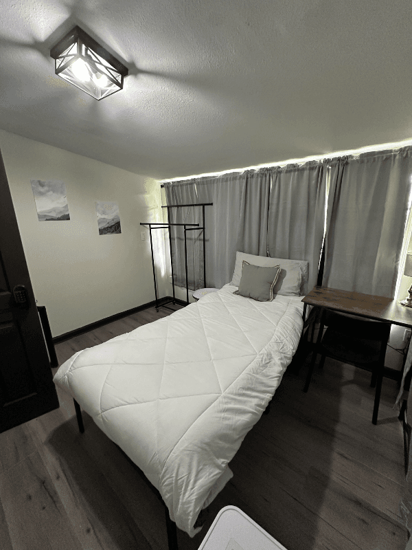 Orlando Single Room: 8328 Cristobal Circle