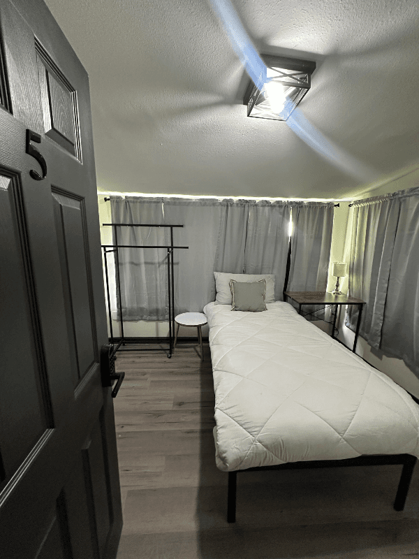 Orlando Single Room: 8328 Cristobal Circle