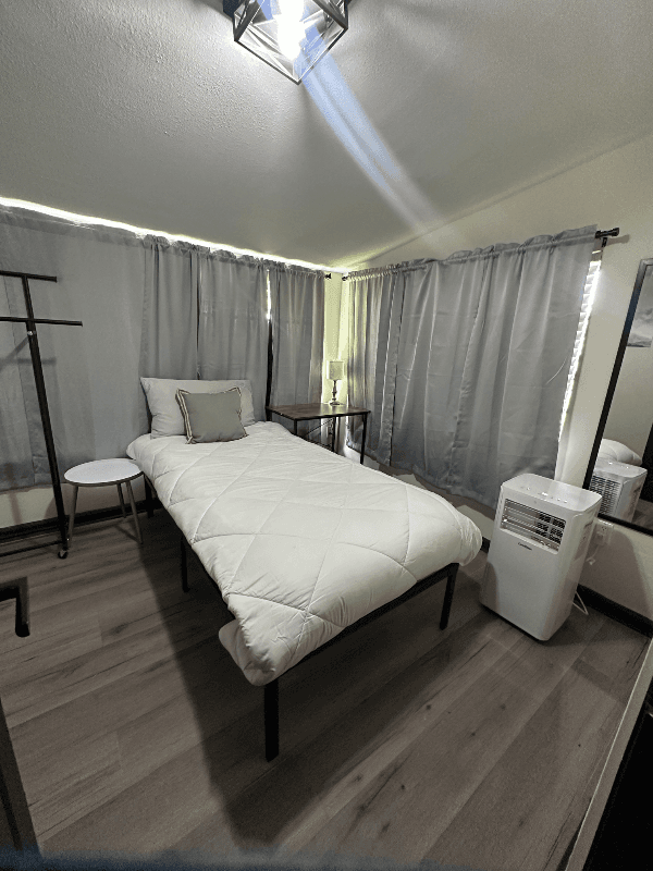 Orlando Single Room: 8328 Cristobal Circle