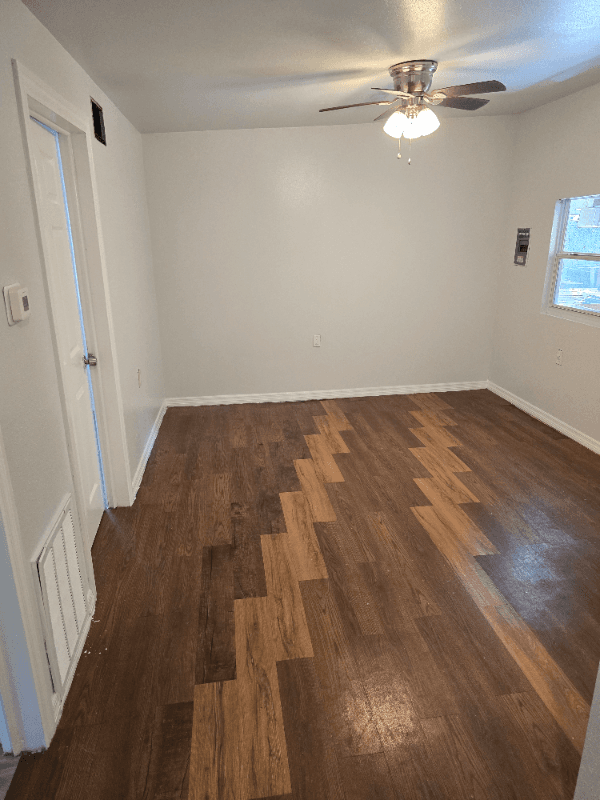 Tampa Other: 3212 E Henry Ave