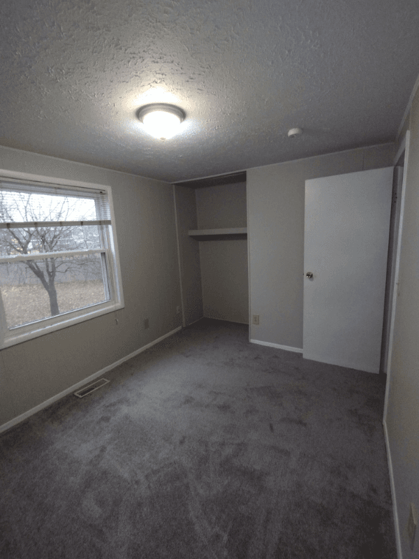 Akron Townhome: 1085 Catskill Drive