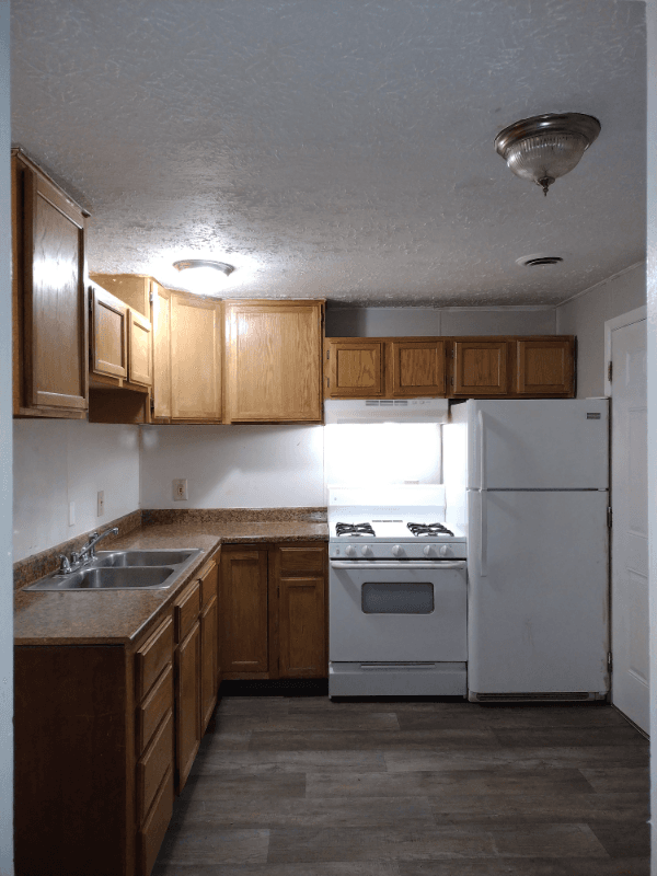 Akron Townhome: 1085 Catskill Drive