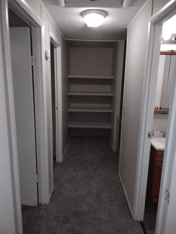 Akron Townhome: 1085 Catskill Drive