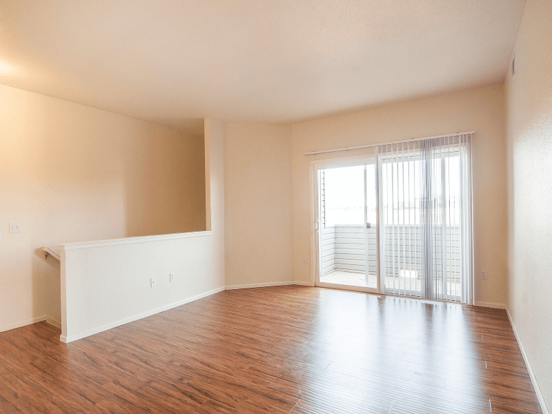 Aurora Condo: 905 S Zeno Way