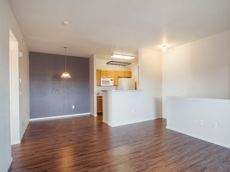Aurora Condo: 905 S Zeno Way