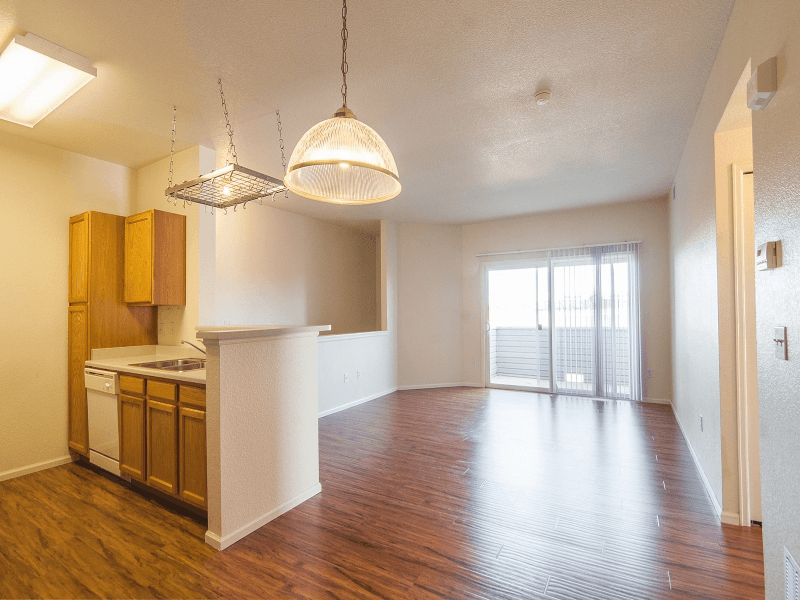 Aurora Condo: 905 S Zeno Way