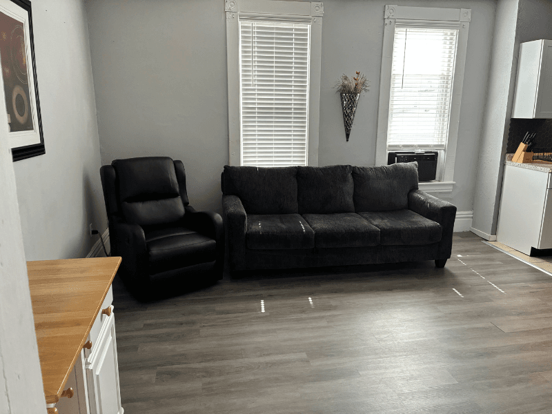 Chester Apartment: 539 W Carolina Ave