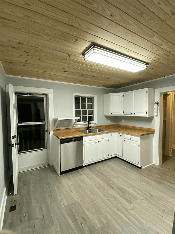 Jefferson City House: 814 West King Street