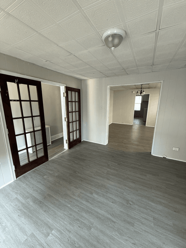 Scranton Multiplex: 1363 capouse Avenue