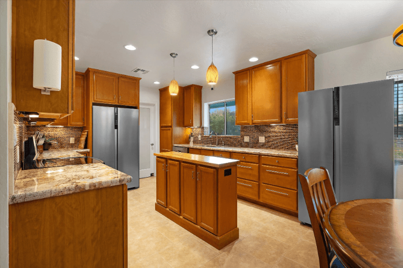 Gilbert Single Room: 334 Horseshoe Ave