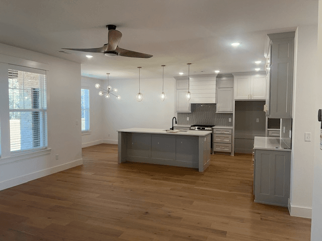 Springdale House: 4750 Cowboy St